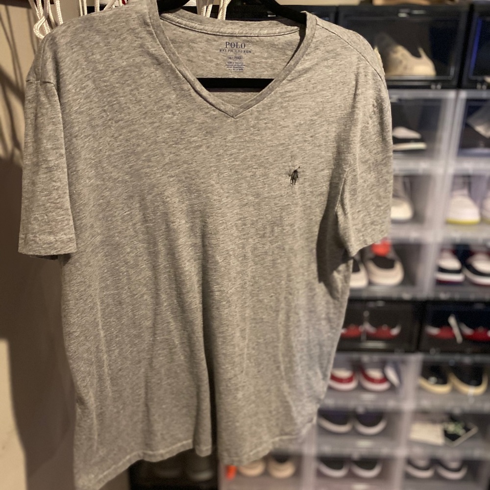 Polo v-neck t shirt